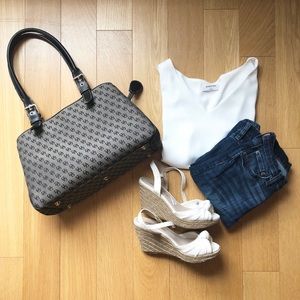 Dooney & Bourke Tote Shoulder Bag in Blue